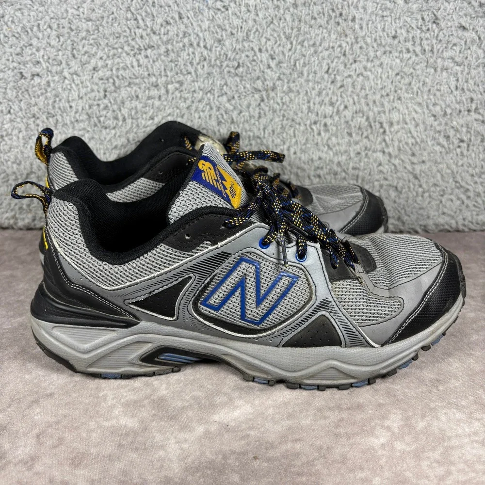 New Balance Sneakers Mens 10 Gray 481v3 All Terrain Trail Running MT481LG3 Shoes
